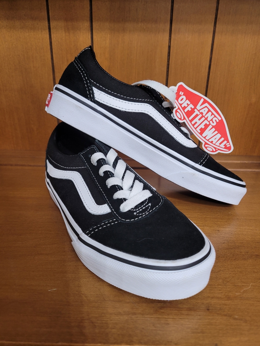 New Yth Vans Old Skool Black White Stripe Lace Up Sneakers sz 2.5